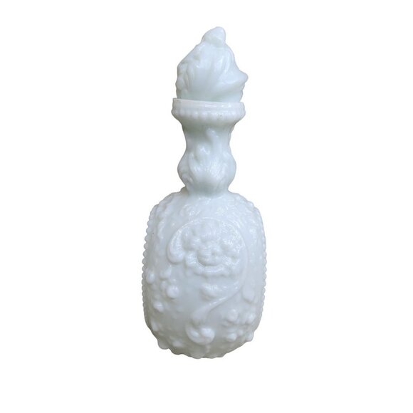 Fostoria Milk Glass "Jenny Lind" Cologne Bottle Circa 1890 - Picture 4 of 9